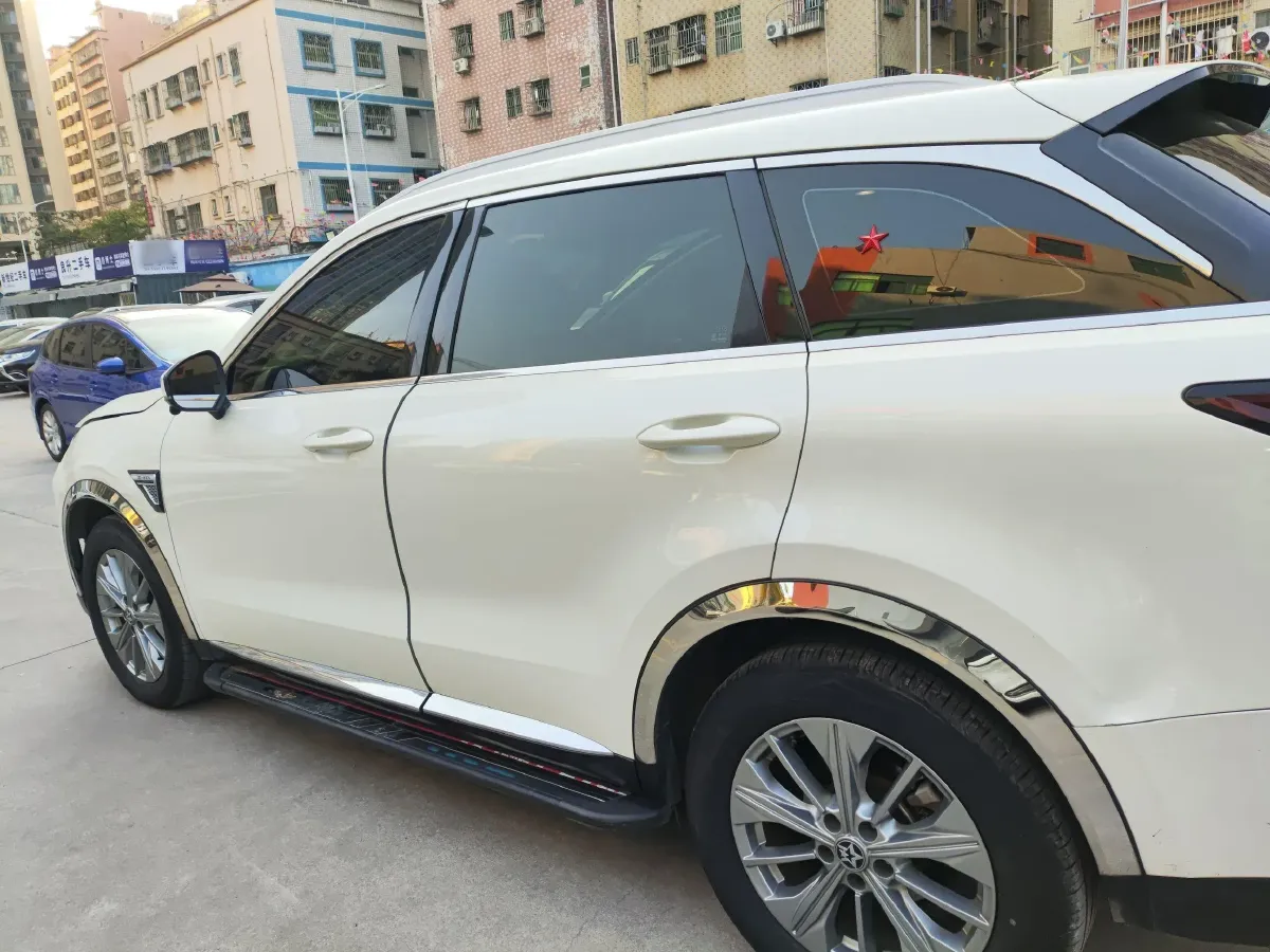 2020 Venucia Star 1.5T 190HP L4 7DCT,autocango,china used car exporter,china ev exporter,chinese used car exporter,chinese used ev exporter
