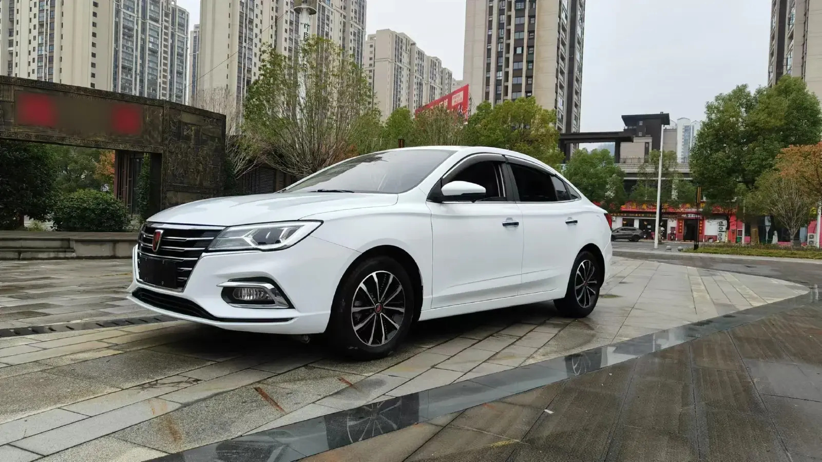 2020 Roewe i5 1.5L 120HP L4 CVT