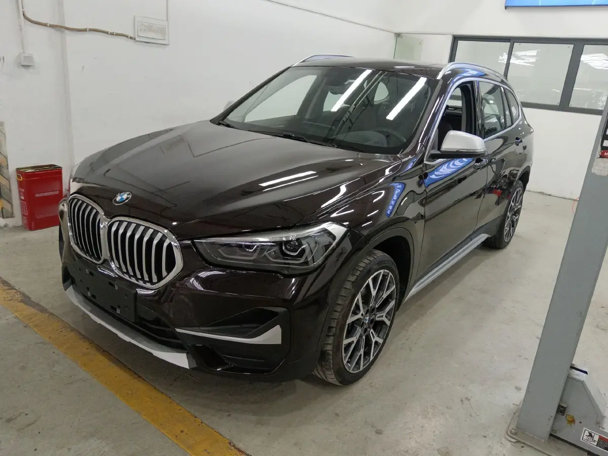 2021 BMW X1 2.0T 192HP L4 8AT