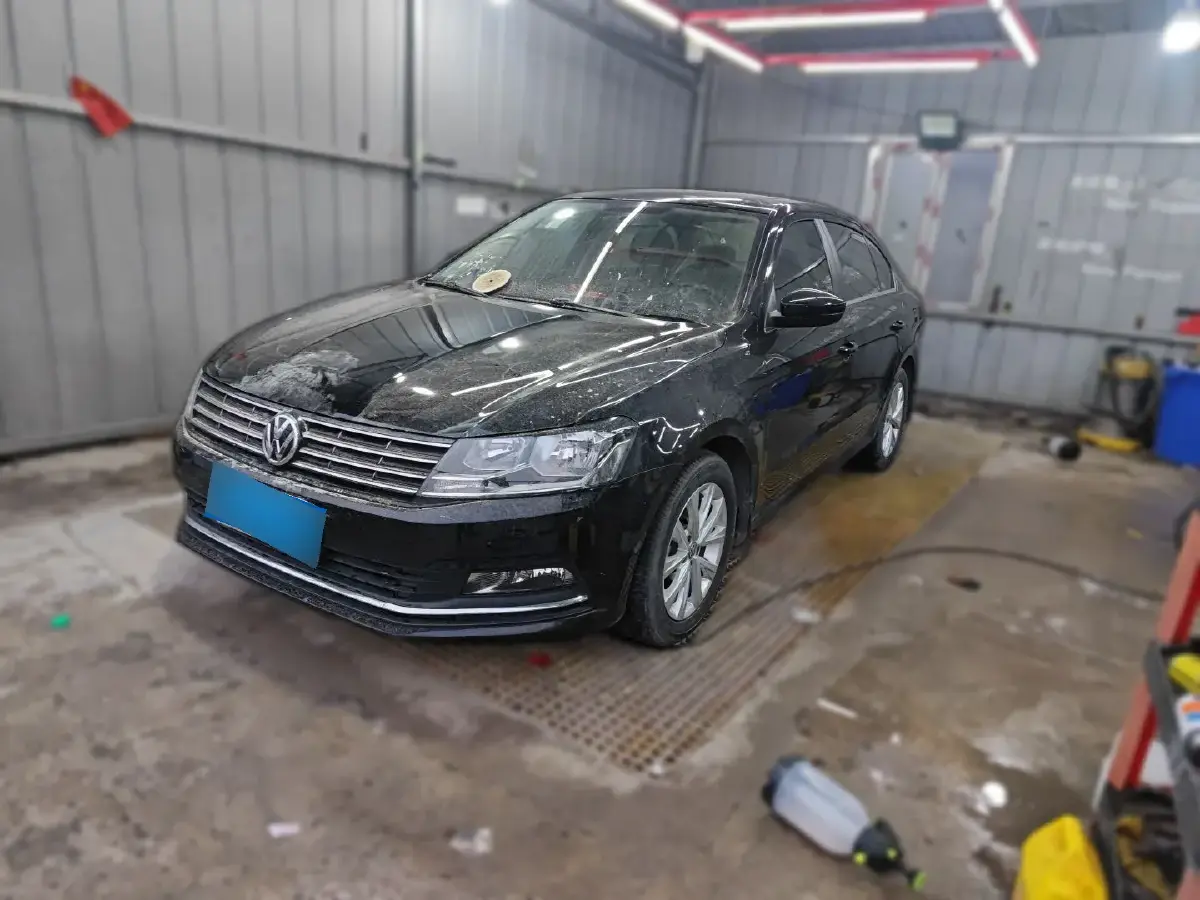 2017 Volkswagen Lavida 1.6L 110HP L4 6AT