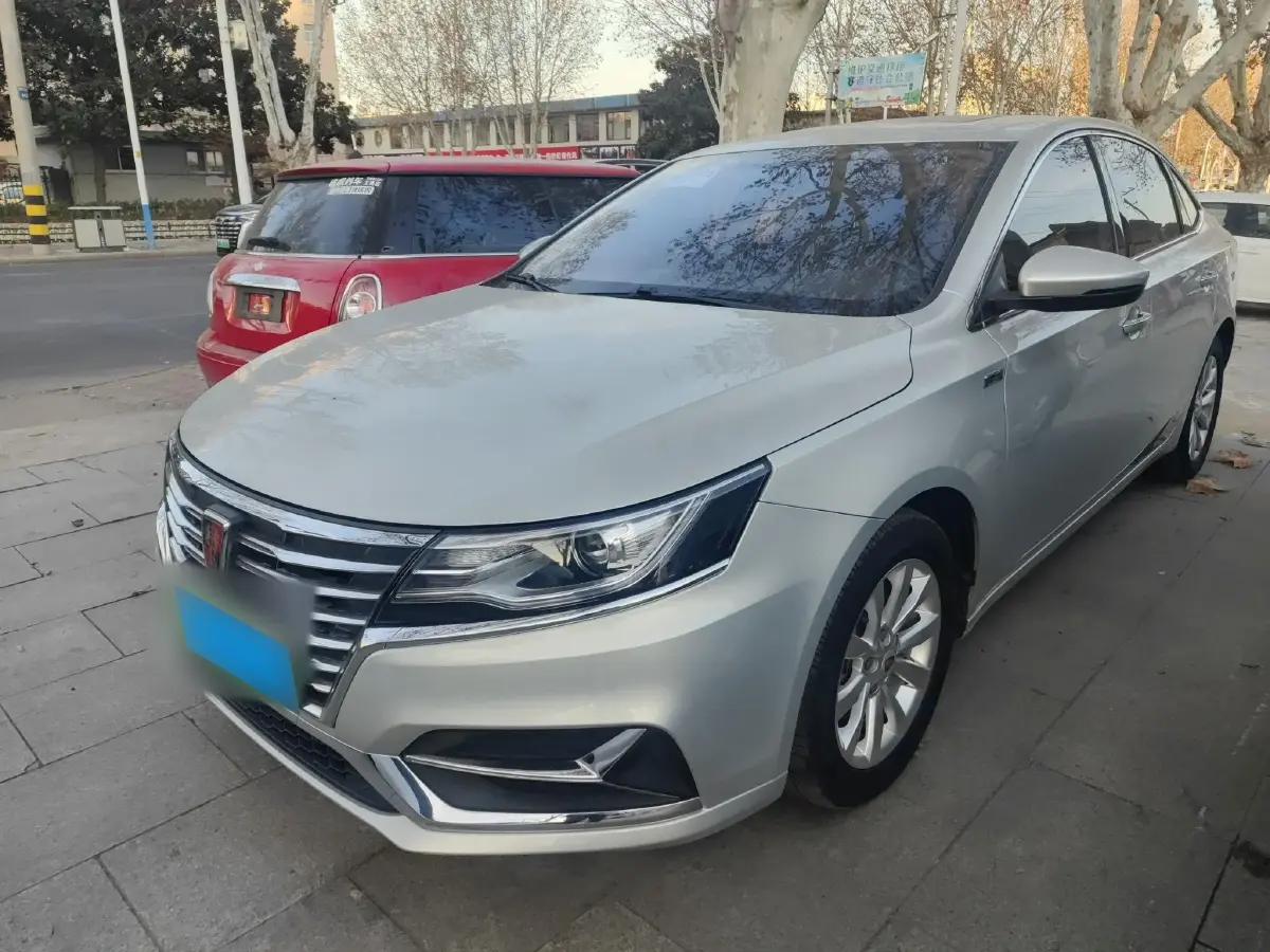 2017 Roewe i6 1.0T 125HP L3 2AT PHEV