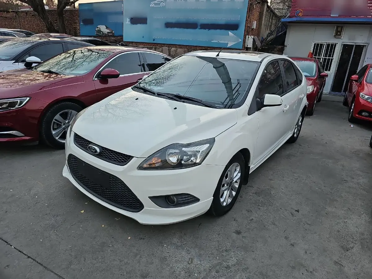 2013 Ford Focus 1.8L 124HP L4 4AT