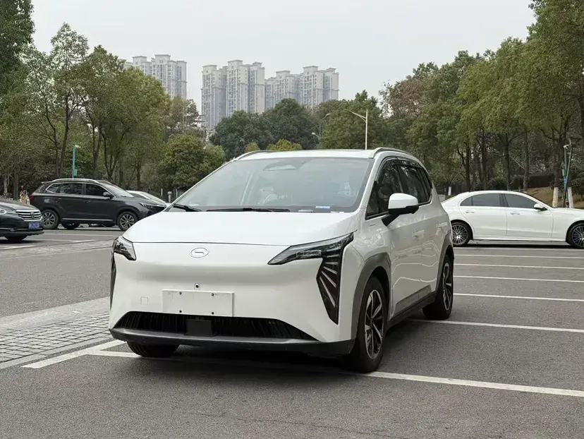 2023 Aion Y BEV 61.7KWH