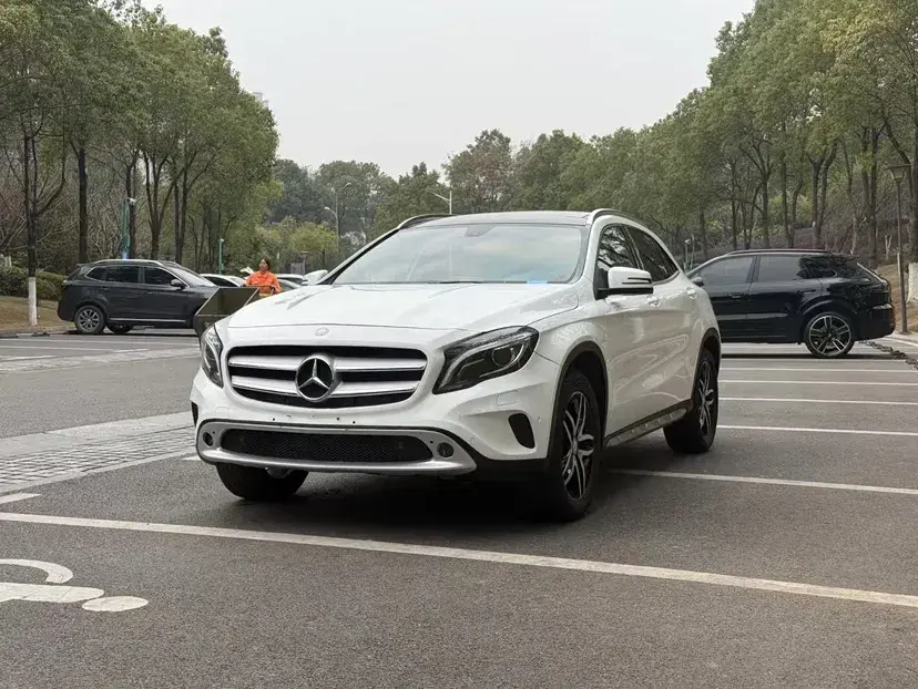 2015 Mercedes-Benz GLA Class 1.6T 156HP L4 7DCT