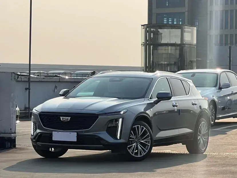 2023 Cadillac GT4 1.5T 211HP L4 9AT