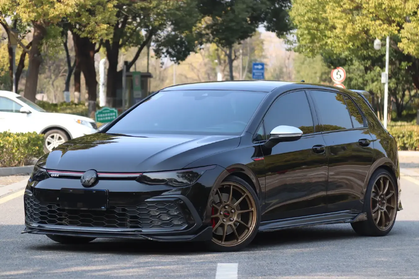 2021 Volkswagen GolfGTI 2.0T 220HP L4 7DCT