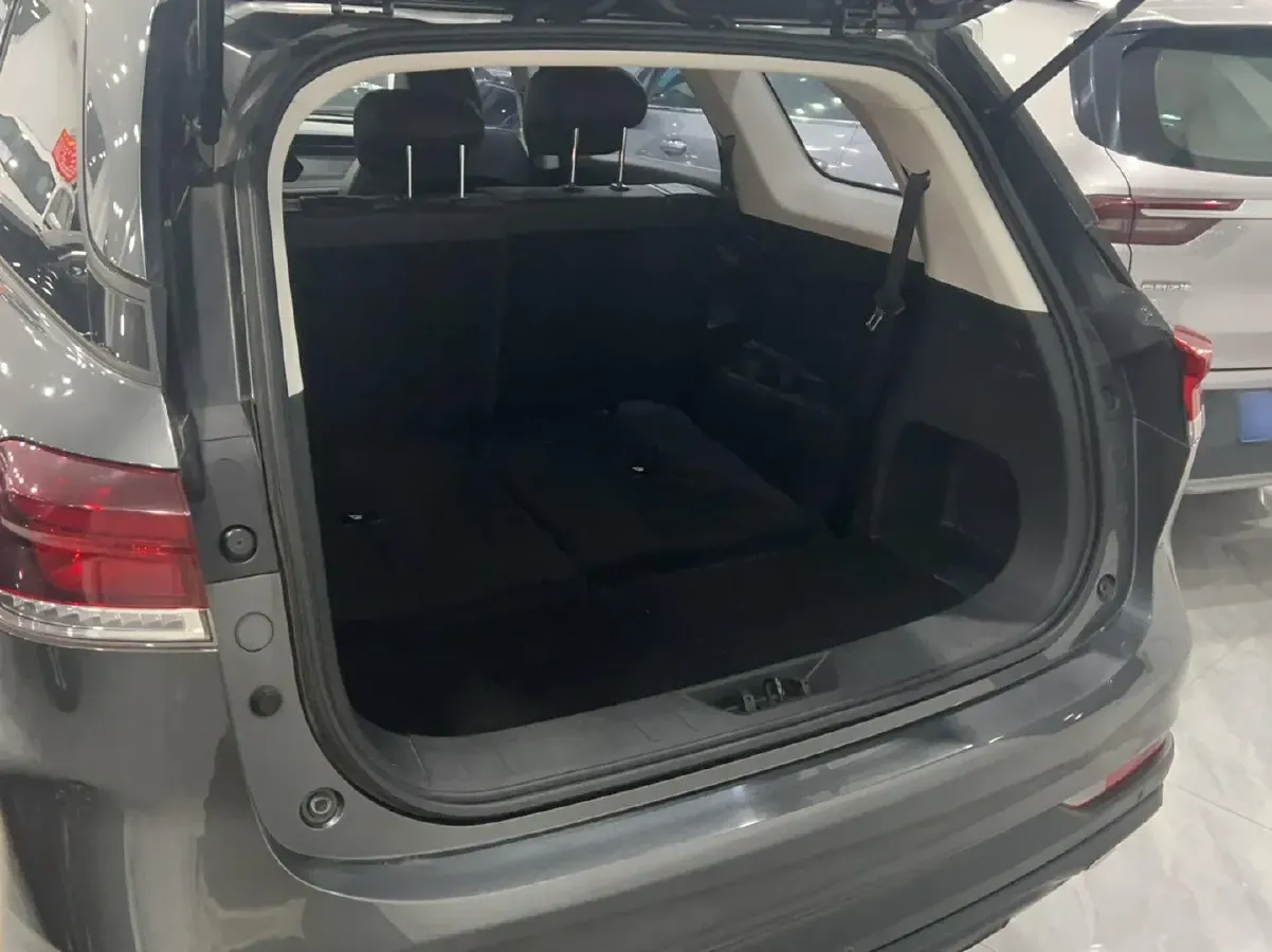 2022 ChangAn Oshan X7 Plus 1.5T 188HP L4 7DCT,autocango,china used car exporter,china ev exporter,chinese used car exporter,chinese used ev exporter