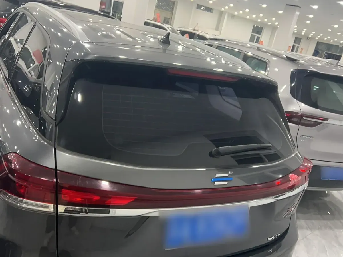 2022 ChangAn Oshan X7 Plus 1.5T 188HP L4 7DCT,autocango,china used car exporter,china ev exporter,chinese used car exporter,chinese used ev exporter
