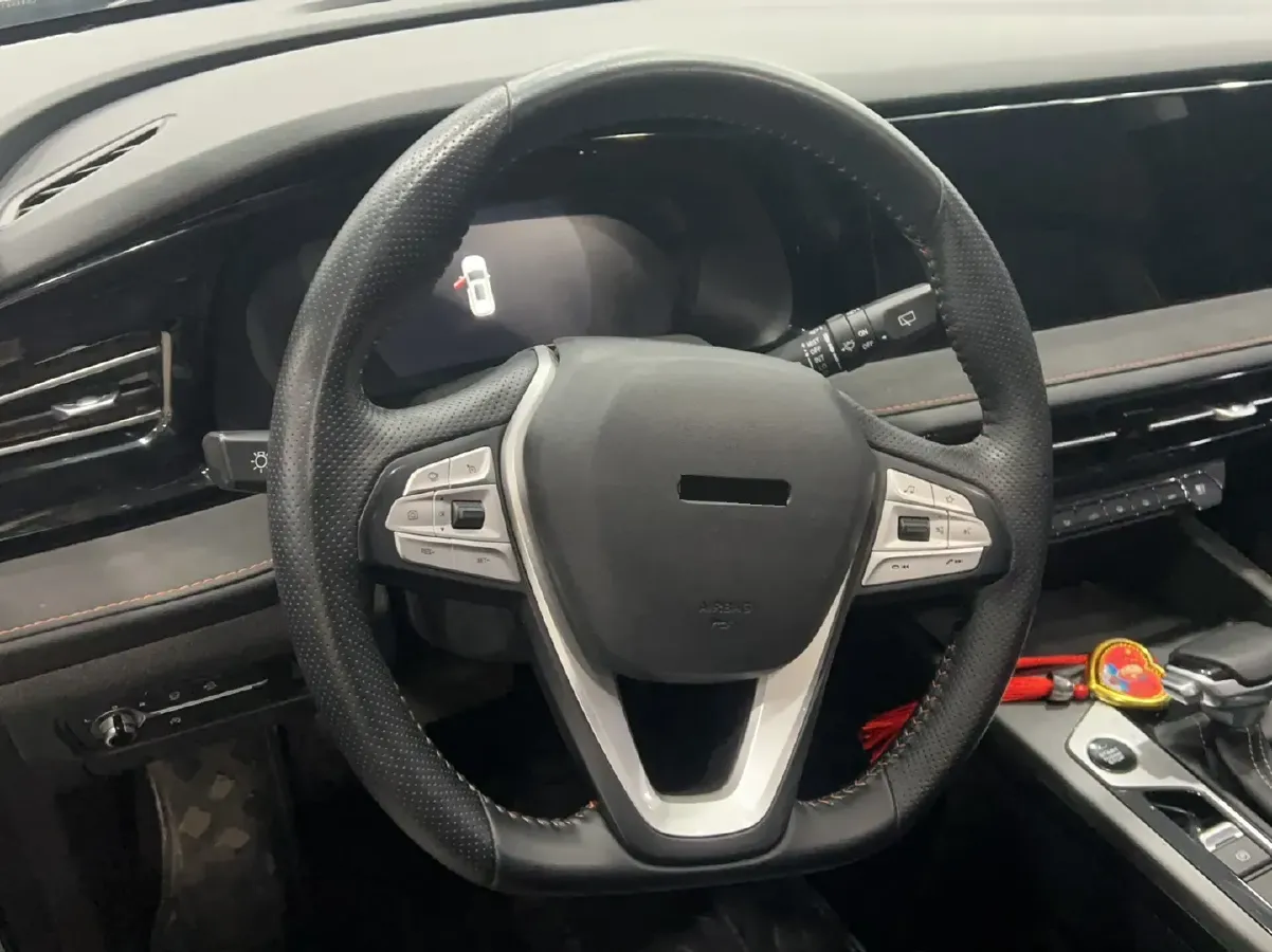 2022 ChangAn Oshan X7 Plus 1.5T 188HP L4 7DCT,autocango,china used car exporter,china ev exporter,chinese used car exporter,chinese used ev exporter