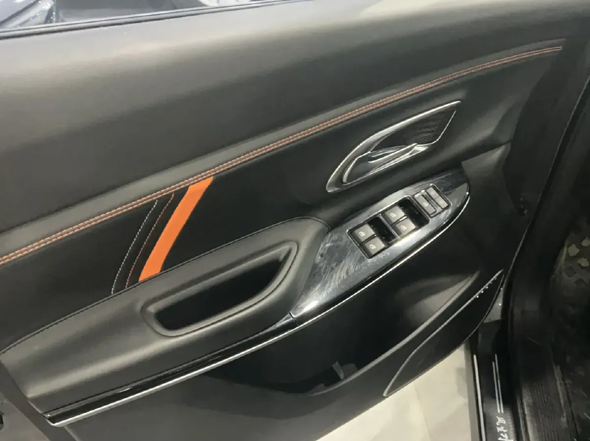 2022 ChangAn Oshan X7 Plus 1.5T 188HP L4 7DCT,autocango,china used car exporter,china ev exporter,chinese used car exporter,chinese used ev exporter