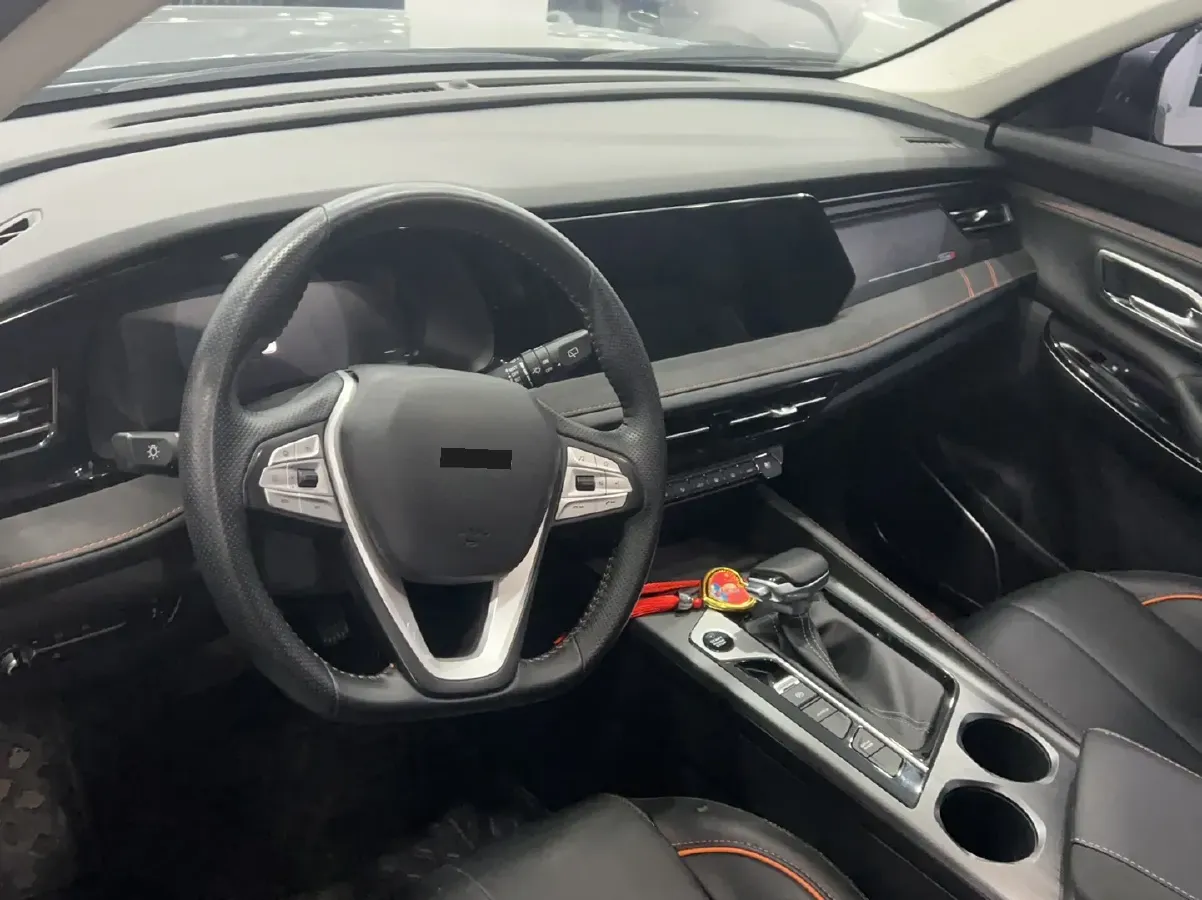 2022 ChangAn Oshan X7 Plus 1.5T 188HP L4 7DCT,autocango,china used car exporter,china ev exporter,chinese used car exporter,chinese used ev exporter