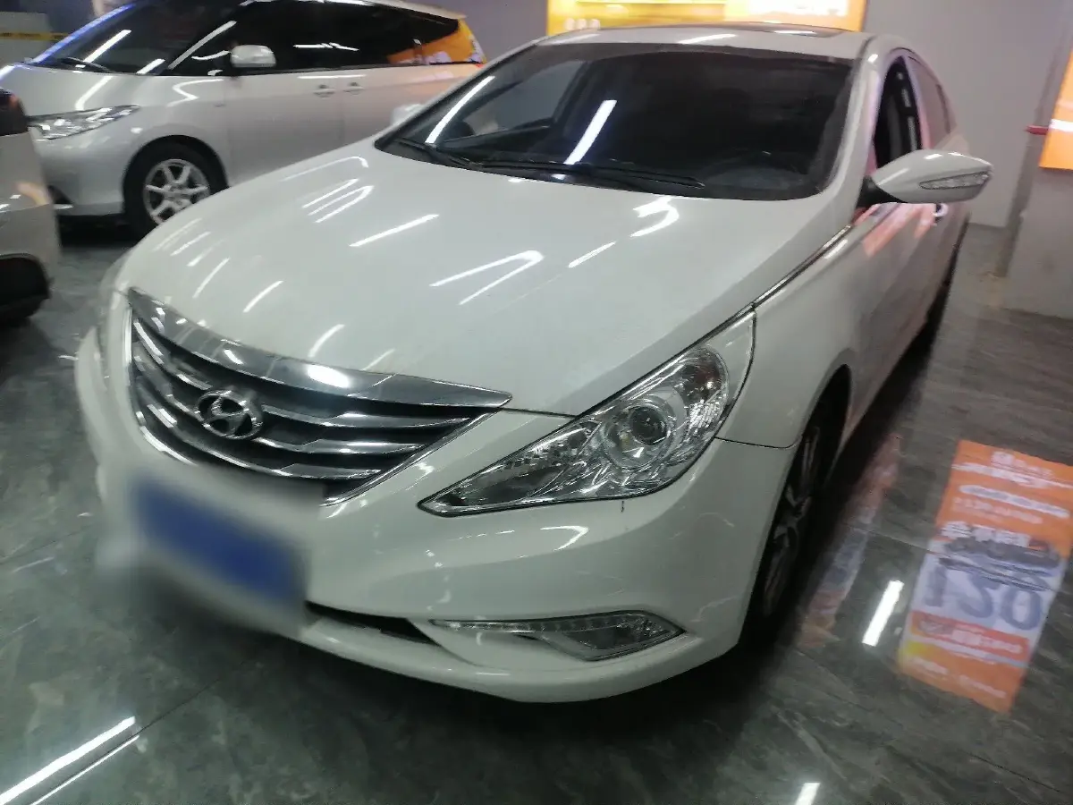 2013 Hyundai Sonata 2.0L 162HP L4 6AT