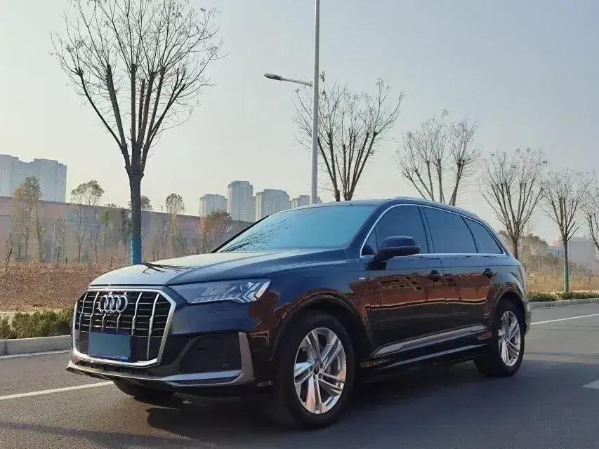 2021 Audi Q7 2.0T 245HP L4 8AT