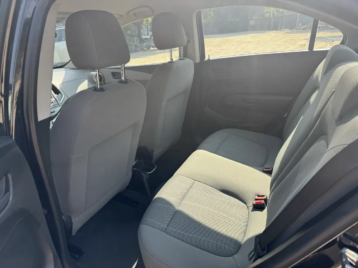 2011 Chevrolet Aveo 1.4L 103HP L4 5MT,autocango,china used car exporter,china ev exporter,chinese used car exporter,chinese used ev exporter