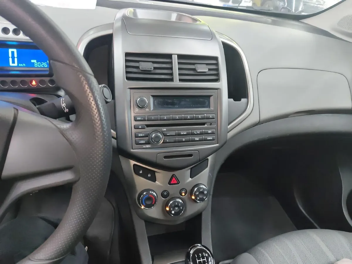 2011 Chevrolet Aveo 1.4L 103HP L4 5MT,autocango,china used car exporter,china ev exporter,chinese used car exporter,chinese used ev exporter