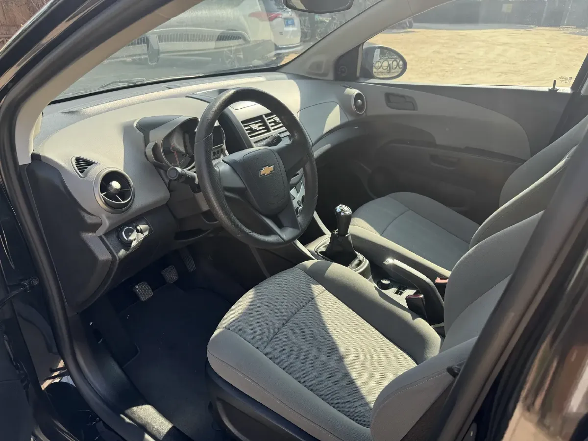 2011 Chevrolet Aveo 1.4L 103HP L4 5MT,autocango,china used car exporter,china ev exporter,chinese used car exporter,chinese used ev exporter