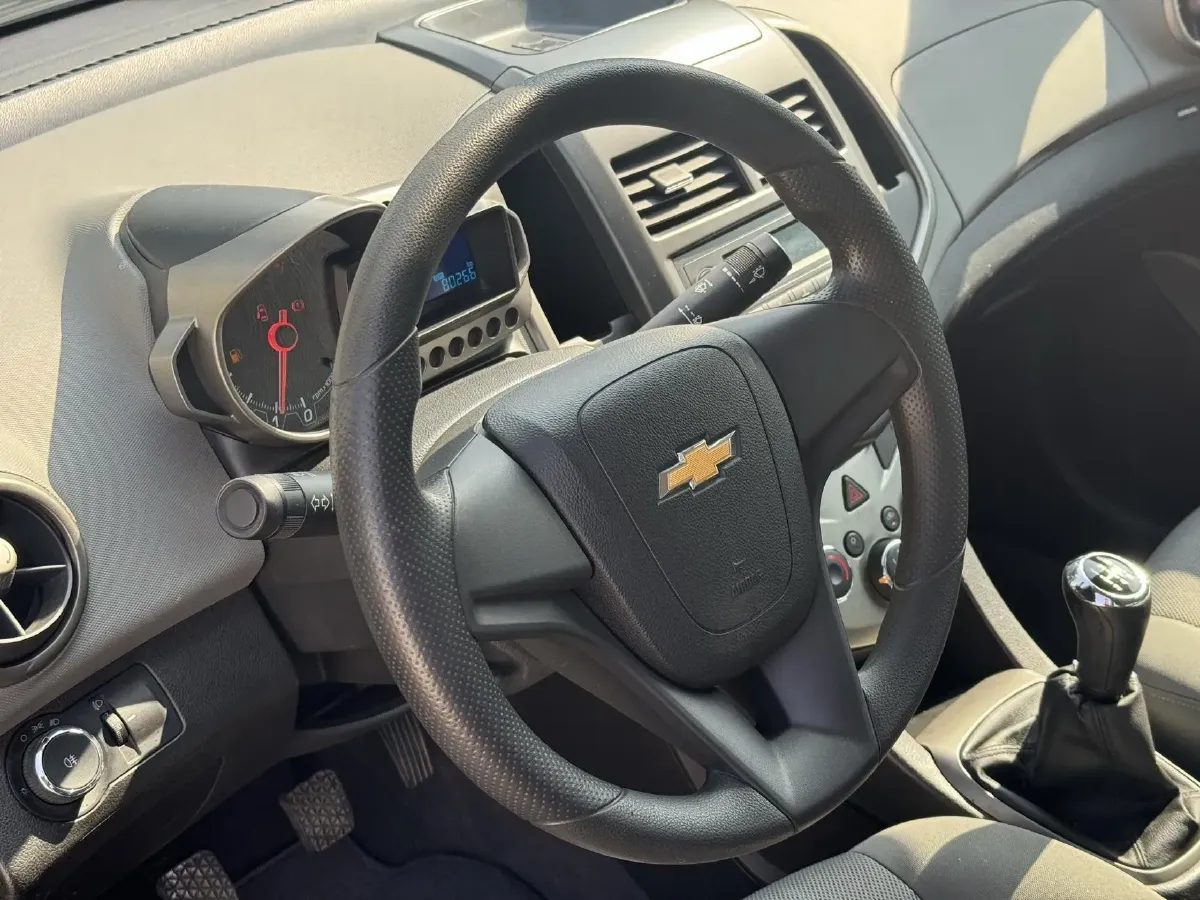 2011 Chevrolet Aveo 1.4L 103HP L4 5MT,autocango,china used car exporter,china ev exporter,chinese used car exporter,chinese used ev exporter