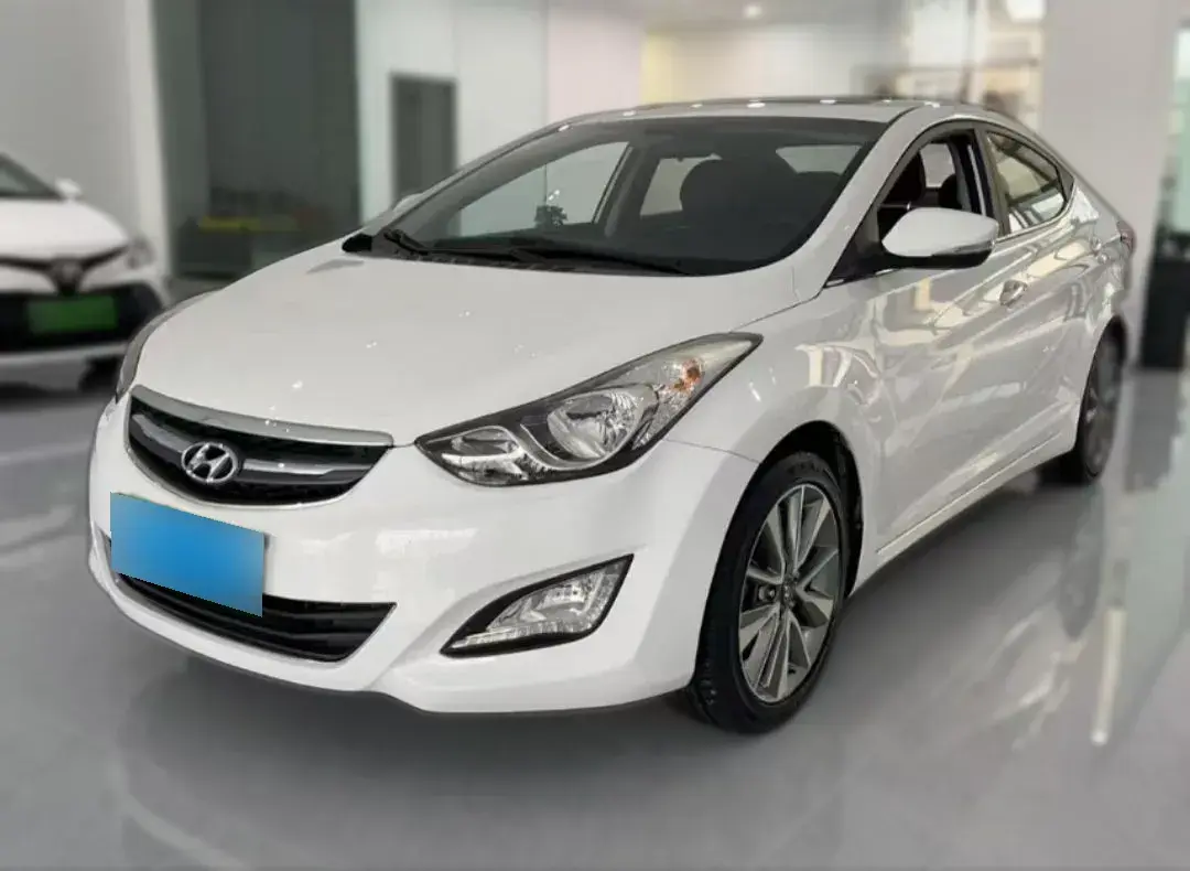 2015 Hyundai Elantra 1.6L 128HP L4 6AT