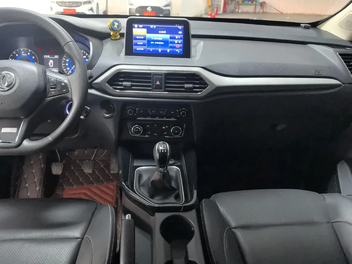 2019 DongFeng Fengon Fengon S560 1.8L 139HP L4 5MT,autocango,china used car exporter,china ev exporter,chinese used car exporter,chinese used ev exporter