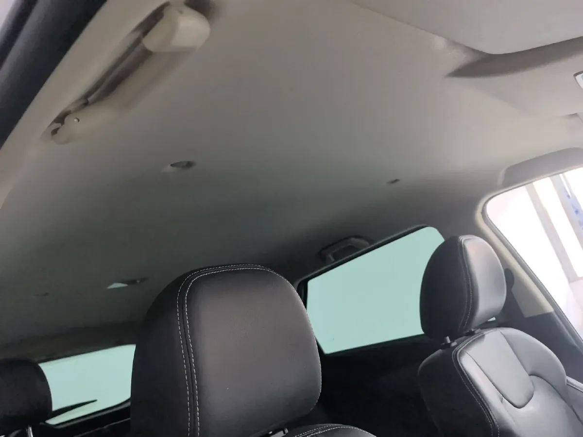 2019 DongFeng Fengon Fengon S560 1.8L 139HP L4 5MT,autocango,china used car exporter,china ev exporter,chinese used car exporter,chinese used ev exporter