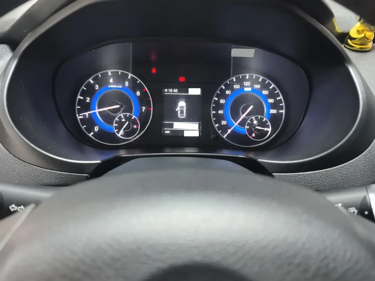 2019 DongFeng Fengon Fengon S560 1.8L 139HP L4 5MT,autocango,china used car exporter,china ev exporter,chinese used car exporter,chinese used ev exporter