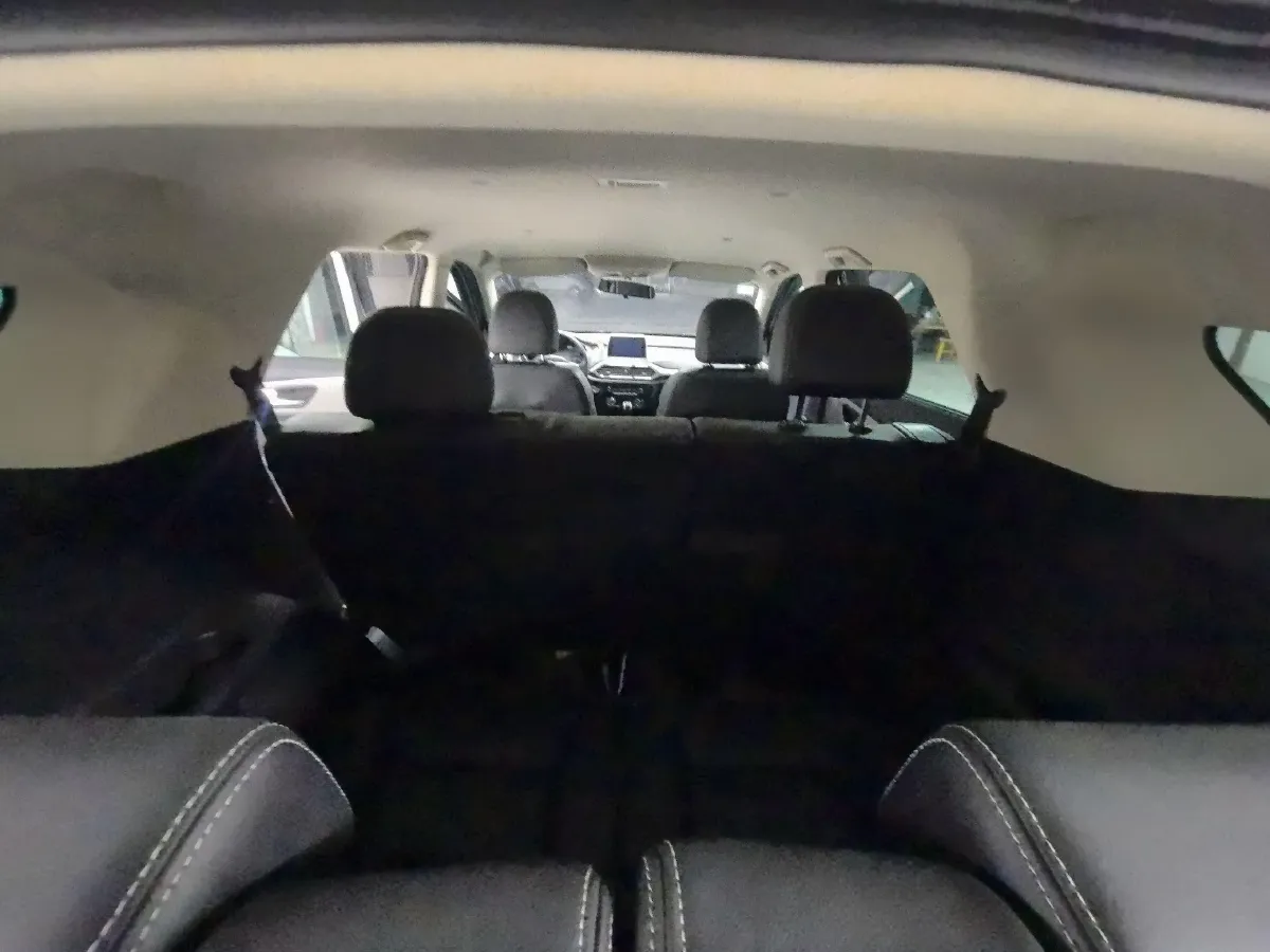 2019 DongFeng Fengon Fengon S560 1.8L 139HP L4 5MT,autocango,china used car exporter,china ev exporter,chinese used car exporter,chinese used ev exporter