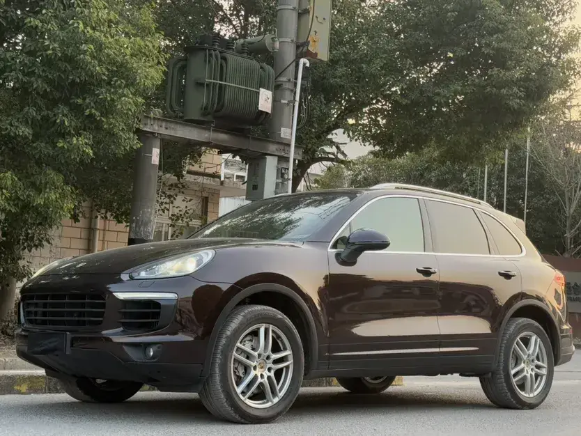 2015 Porsche Cayenne 3.6T 420HP V6 8AT