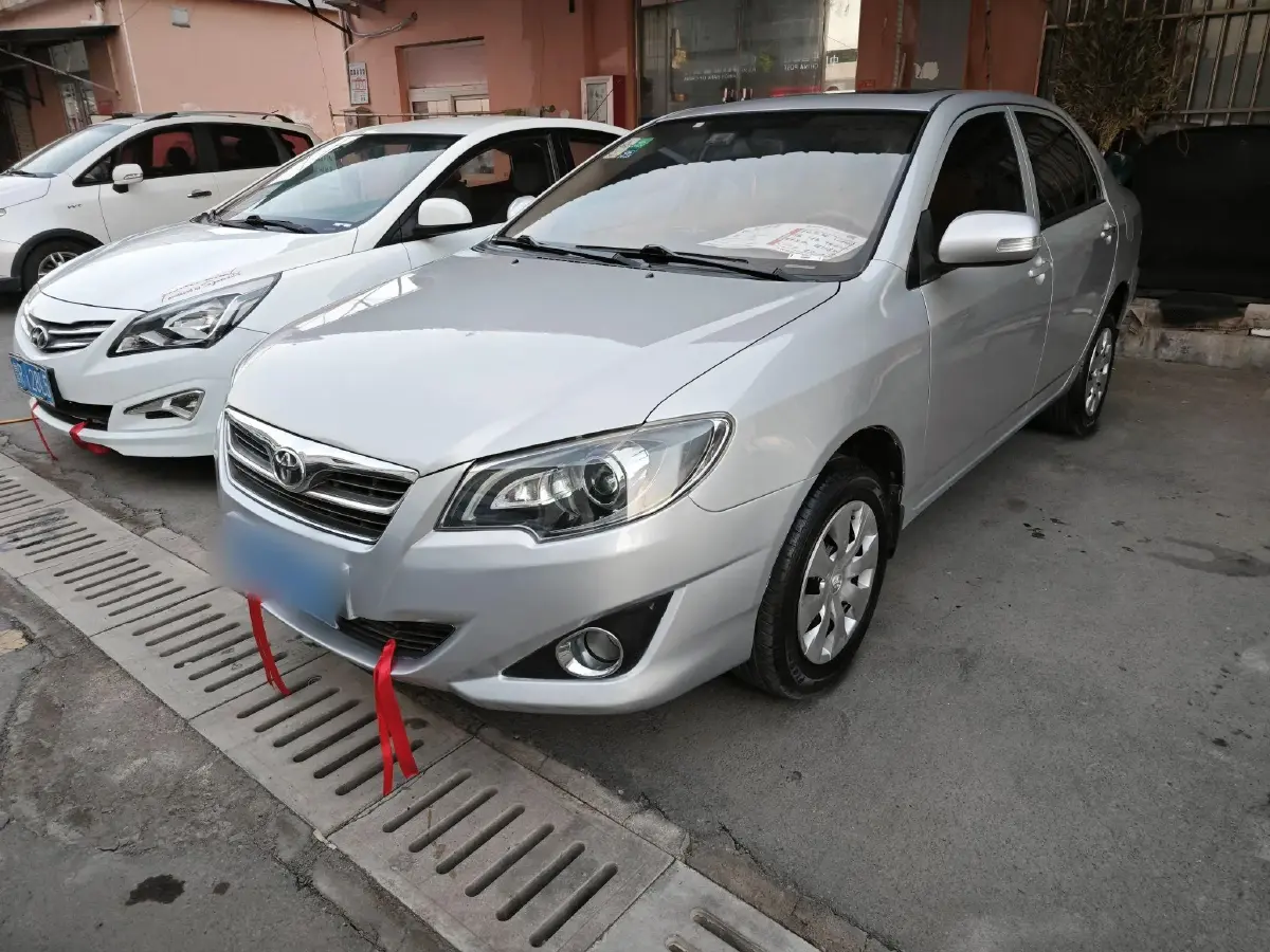 2013 Toyota Corolla 1.6L 120HP L4 5MT