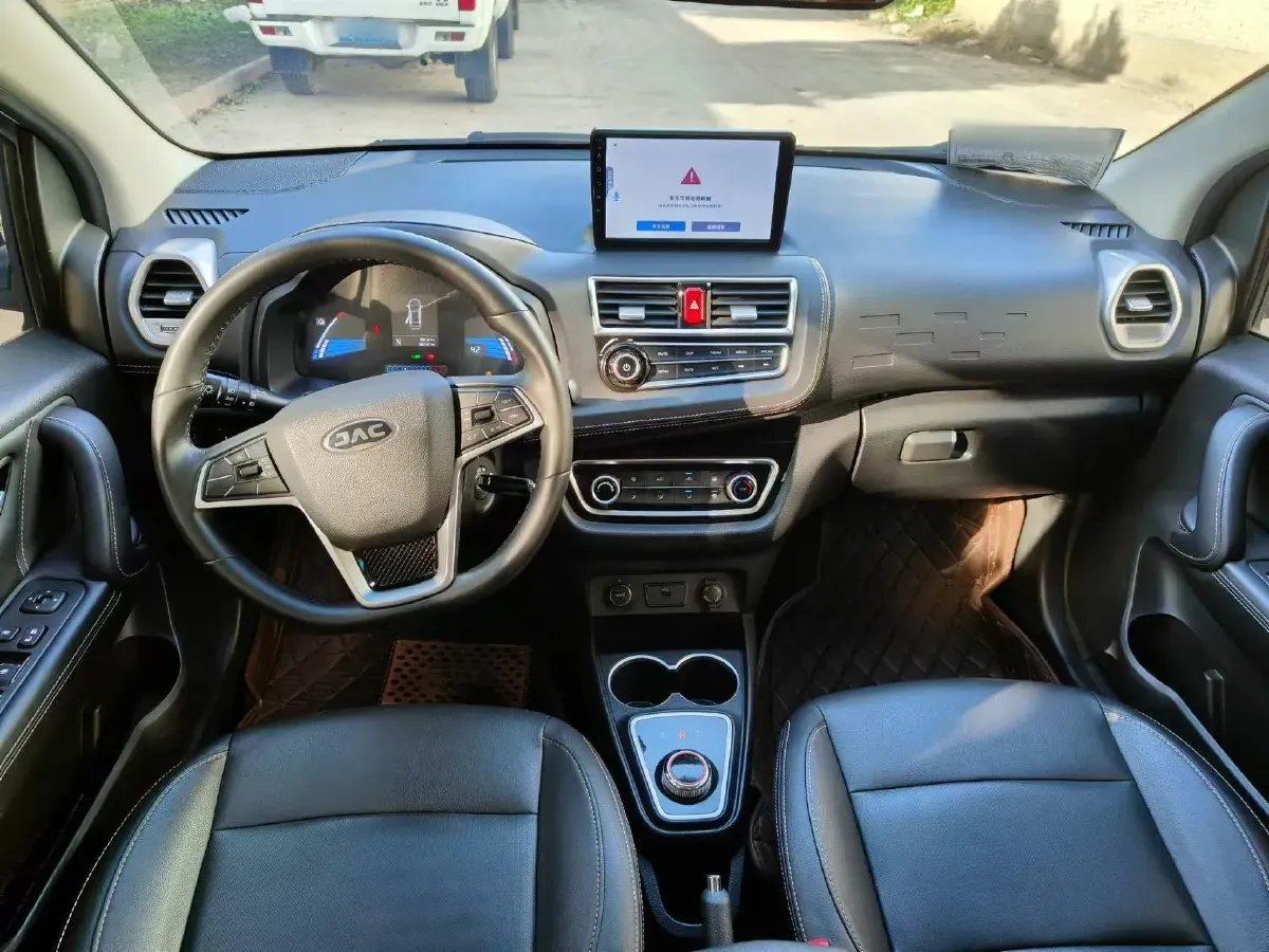 2019 JAC iEV6E BEV 41KWH,autocango,china used car exporter,china ev exporter,chinese used car exporter,chinese used ev exporter