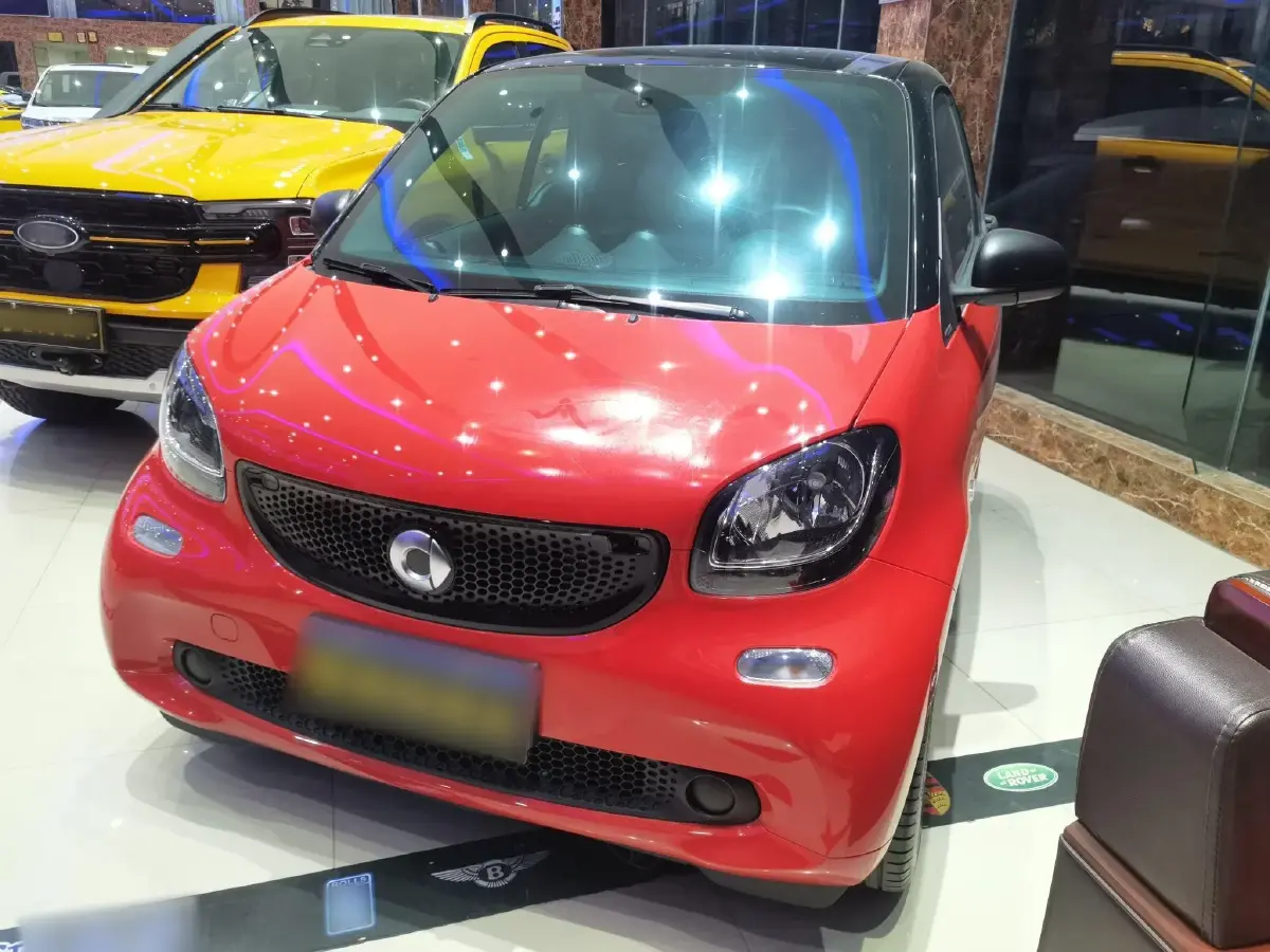 2015 Smart smart fortwo 1.0L 71HP L3 6DCT