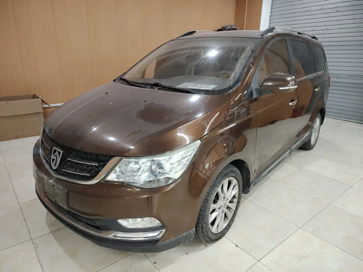 2016 BaoJun 730 1.5L 112HP L4 5MT