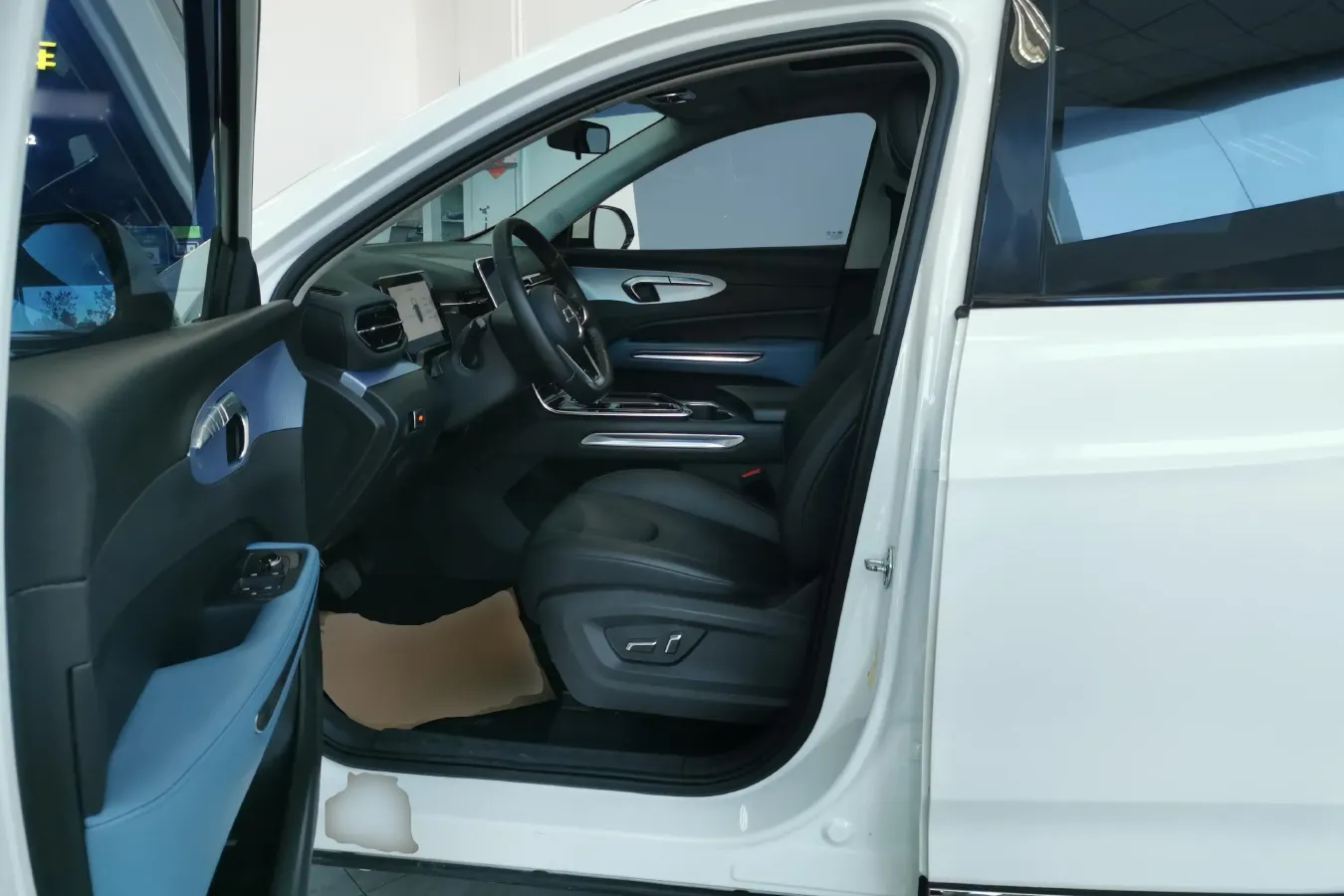 2023 Bestune T90 2.0T 252HP L4 8AT,autocango,china used car exporter,china ev exporter,chinese used car exporter,chinese used ev exporter