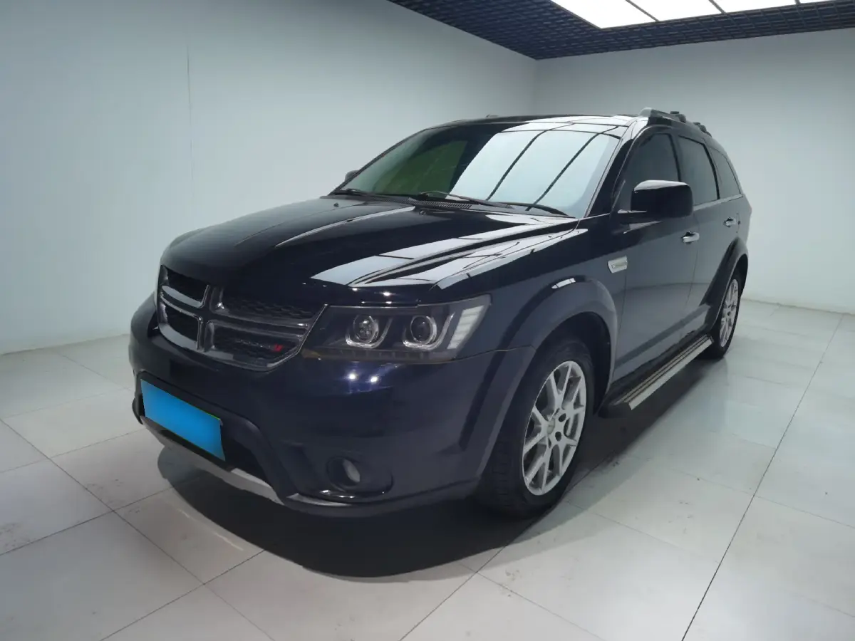 2013 Dodge JCUV 2.4L 170HP L4 6AT