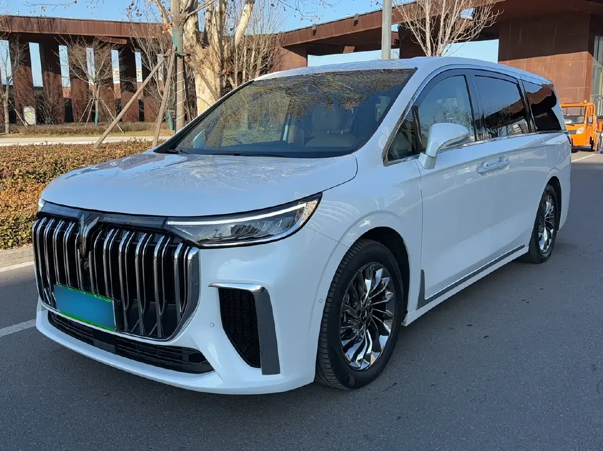 2022 Voyah Dream 1.5T 136HP L4 PHEV 25.57KWH