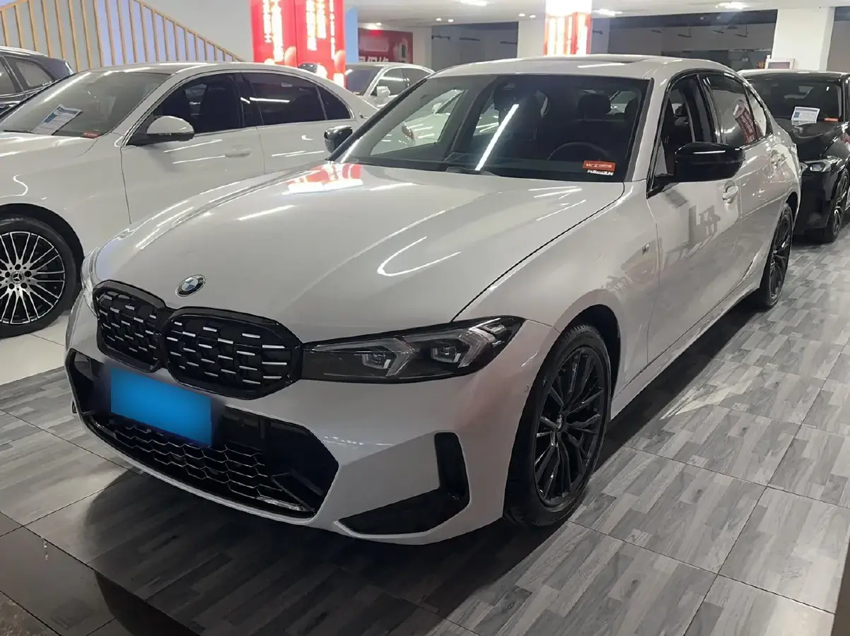 2024 BMW 3 Series 2.0T 184HP L4 8AT