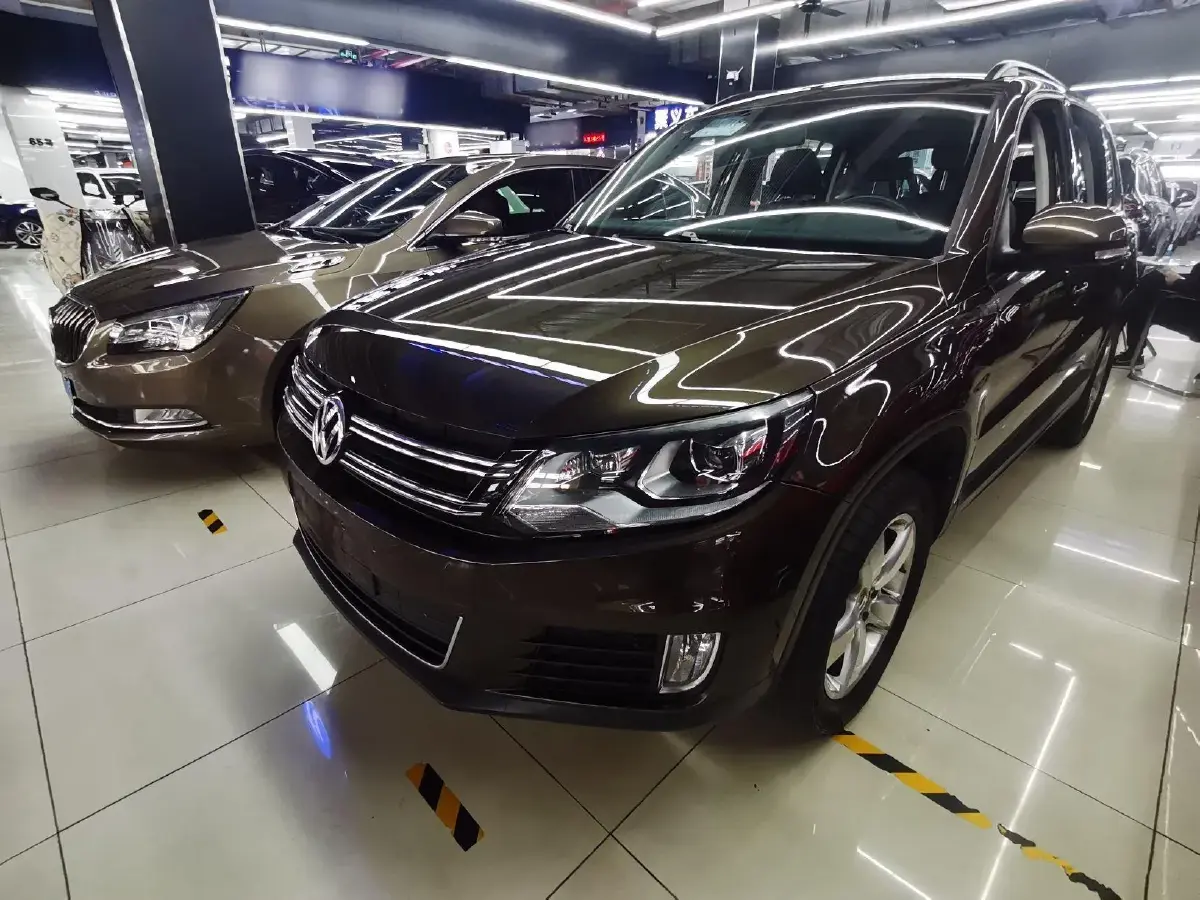 2013 Volkswagen Tiguan 1.8T 160HP L4 6AT