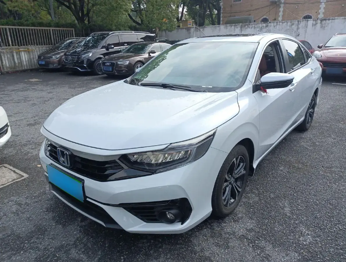 2022 Honda Envix 1.5L 109HP L4 E-CVT Hybrid