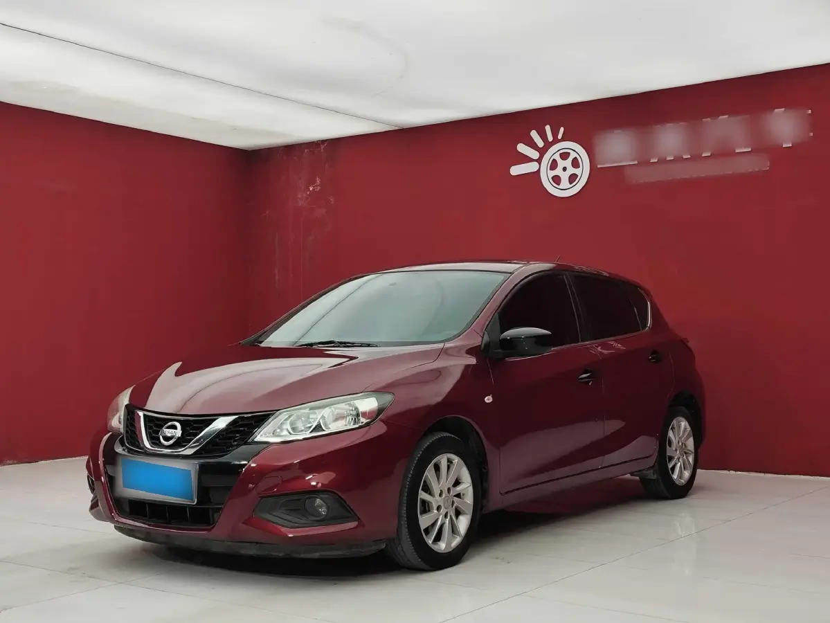 2016 Nissan Tiida 1.6L 126HP L4 CVT