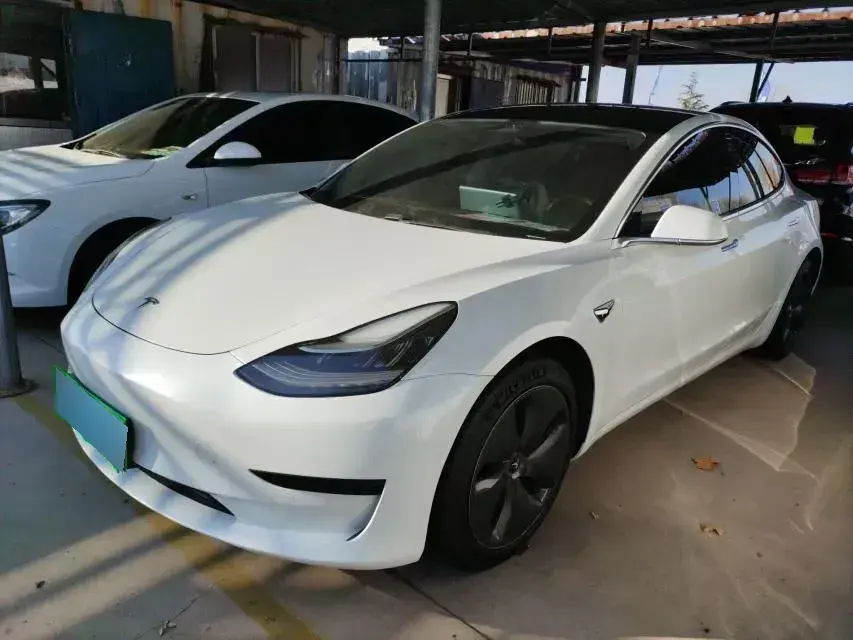 2020 Tesla Model 3 BEV 52KWH
