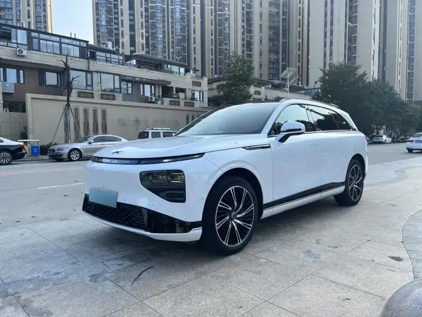 2022 Xpeng G9 BEV 98KWH