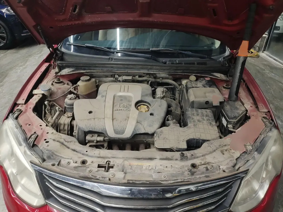 2014 Roewe 550 1.8L 133HP L4 6DCT,autocango,china used car exporter,china ev exporter,chinese used car exporter,chinese used ev exporter