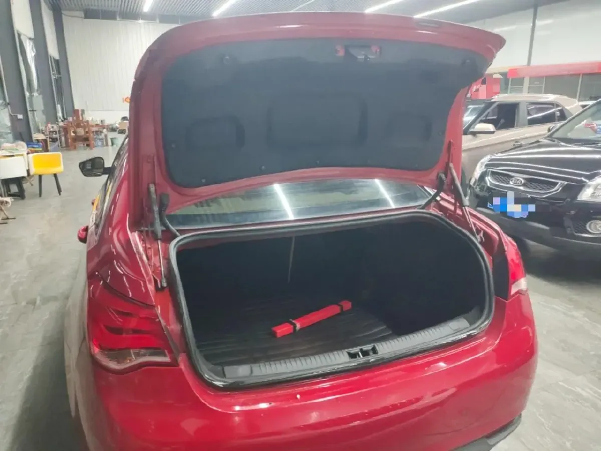 2014 Roewe 550 1.8L 133HP L4 6DCT,autocango,china used car exporter,china ev exporter,chinese used car exporter,chinese used ev exporter
