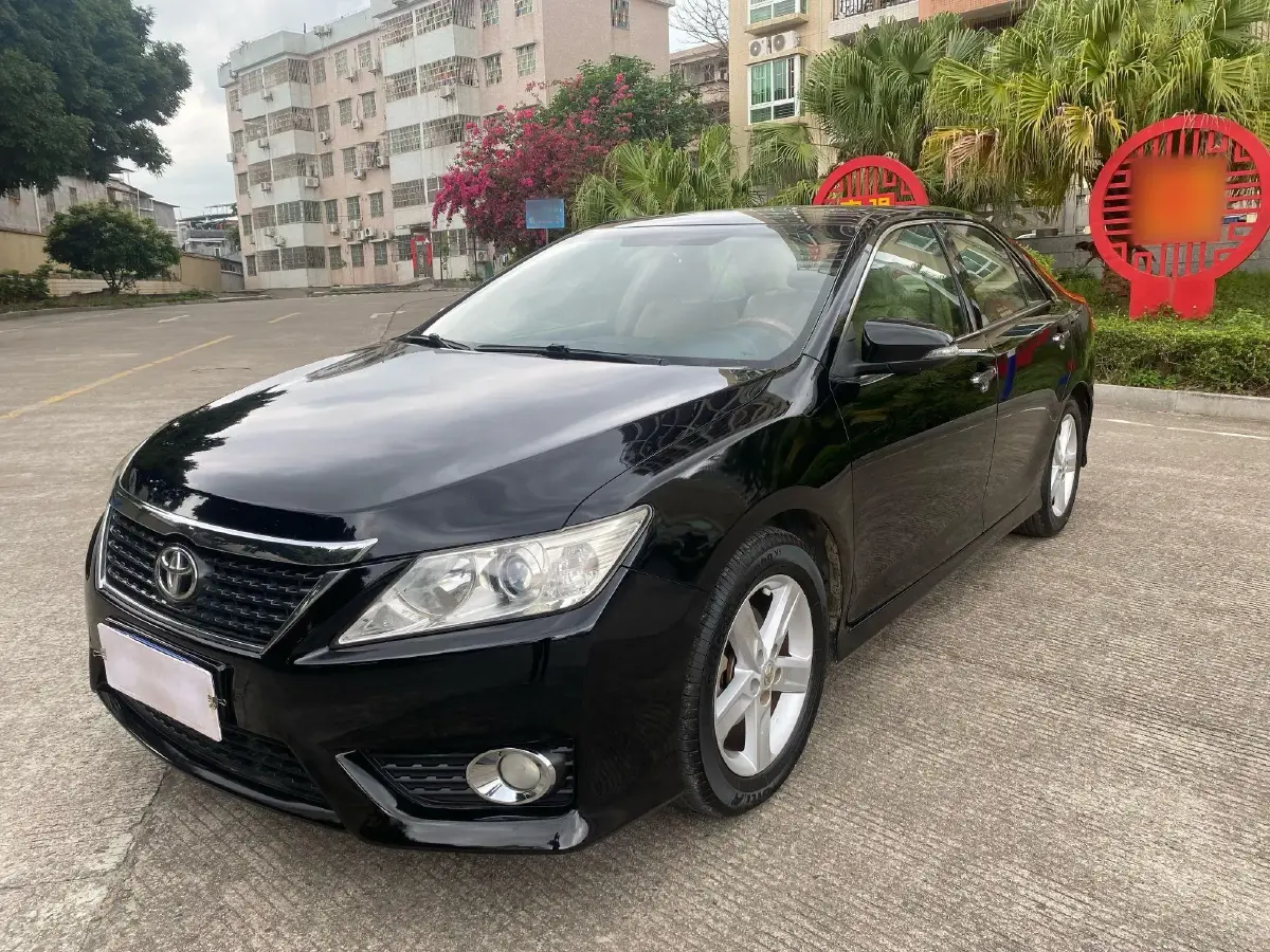 2012 Toyota Camry 2.0L 148HP L4 4AT