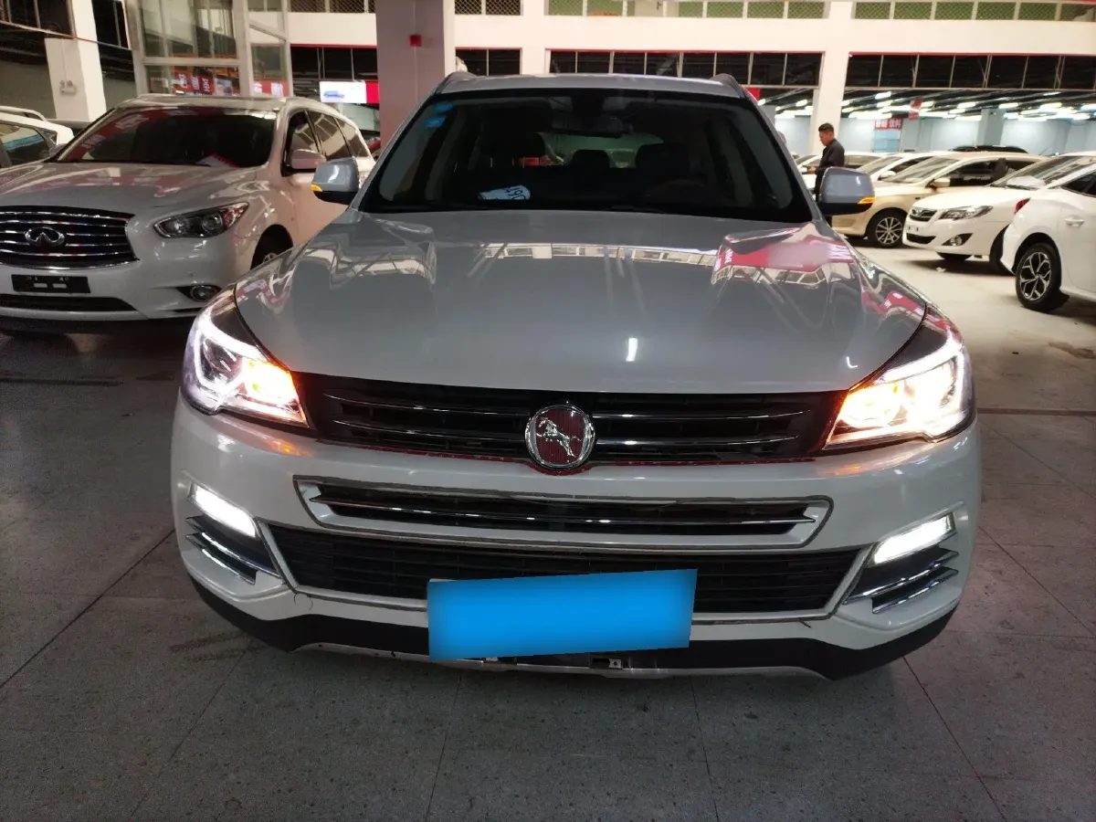 2016 HanTeng X7 1.5T 162HP L4 5MT,autocango,china used car exporter,china ev exporter,chinese used car exporter,chinese used ev exporter