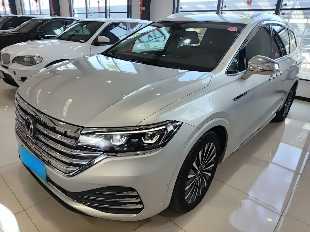 2020 Volkswagen Viloran 2.0T 220HP L4 7DCT