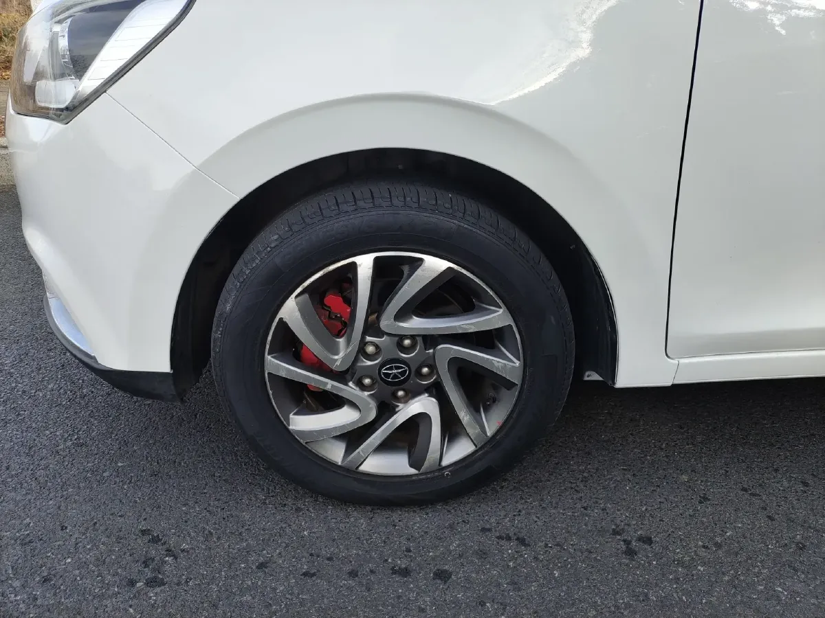 2015 JAC Refine S2 1.5L 113HP L4 CVT,autocango,china used car exporter,china ev exporter,chinese used car exporter,chinese used ev exporter