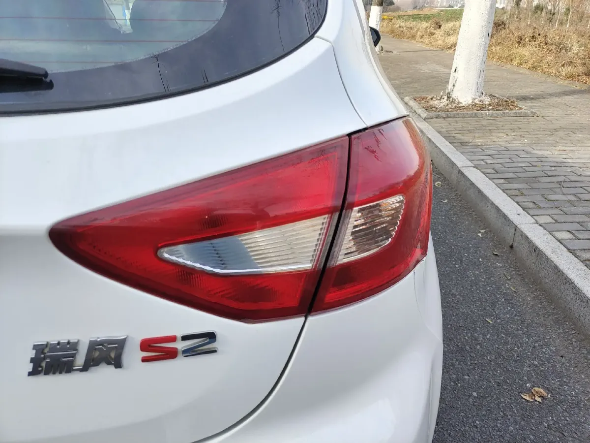 2015 JAC Refine S2 1.5L 113HP L4 CVT,autocango,china used car exporter,china ev exporter,chinese used car exporter,chinese used ev exporter