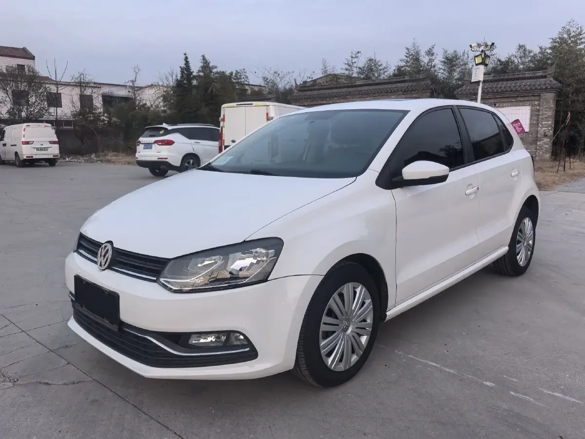 2018 Volkswagen Polo 1.5L 110HP L4 6AT