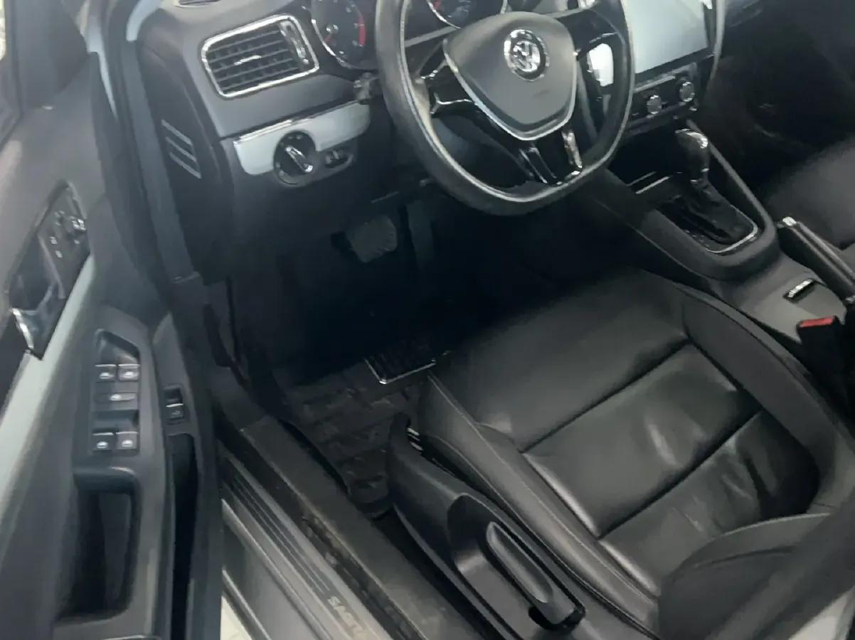 2015 Volkswagen Sagitar 1.4T 131HP L4 7DCT,autocango,china used car exporter,china ev exporter,chinese used car exporter,chinese used ev exporter