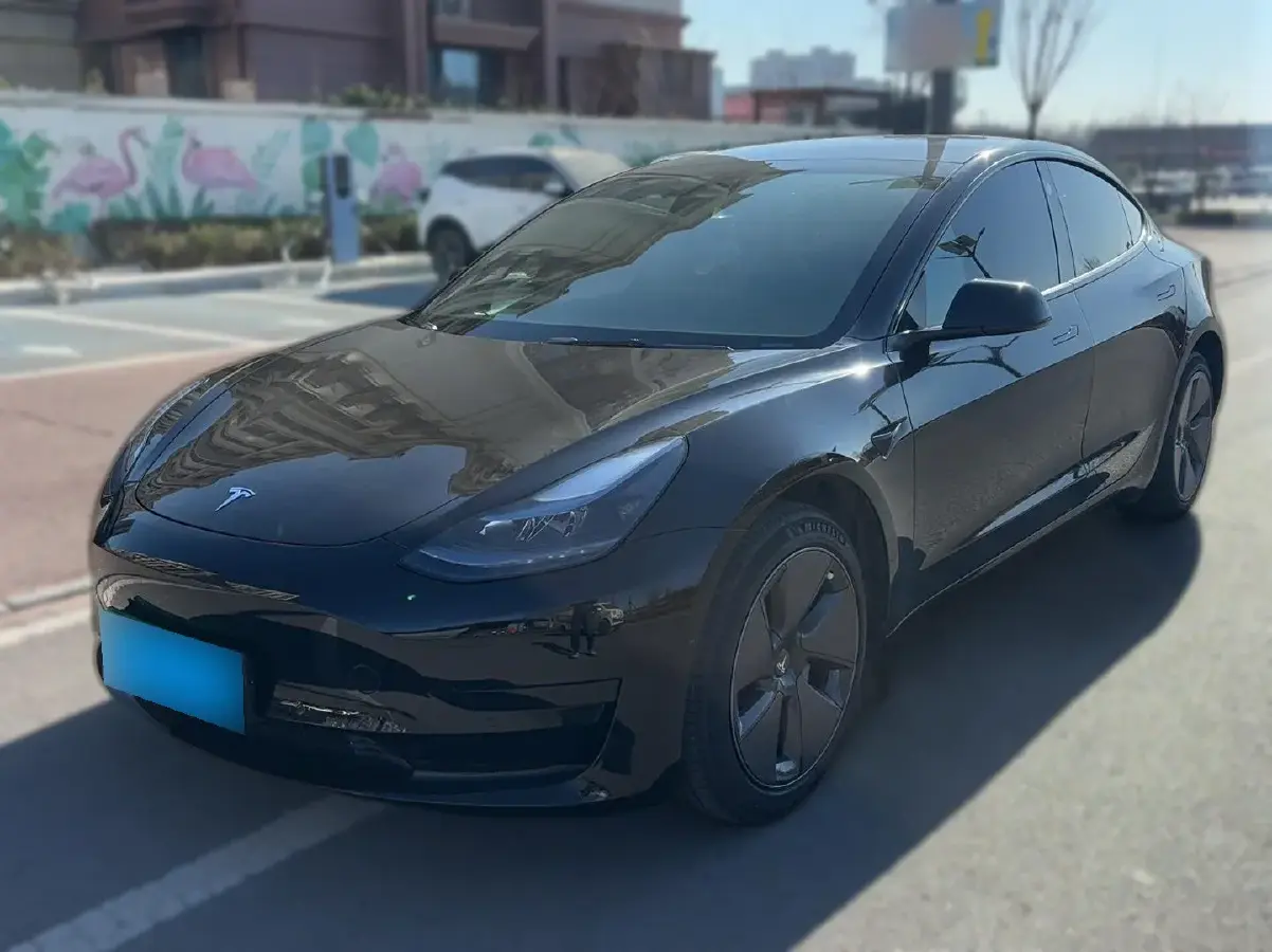 2022 Tesla Model 3 BEV 60KWH